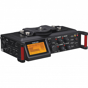 TASCAM DR-70D 4