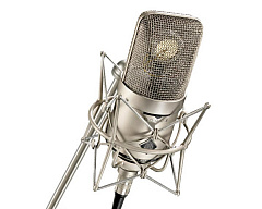 NEUMANN 8390