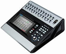 QSC Touchmix-30PRO